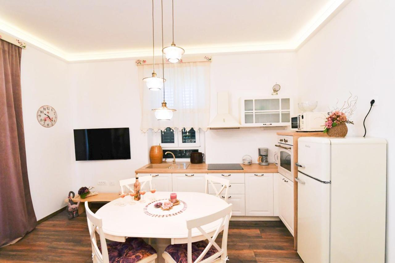 Apartment Carissima-Direct On Sea, Lovran-Opatija المظهر الخارجي الصورة