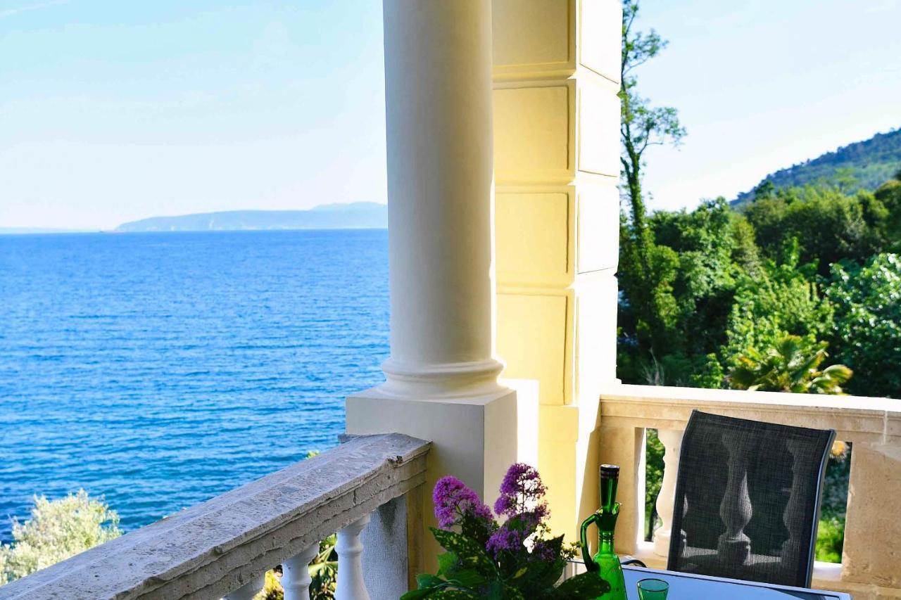Apartment Carissima-Direct On Sea, Lovran-Opatija المظهر الخارجي الصورة